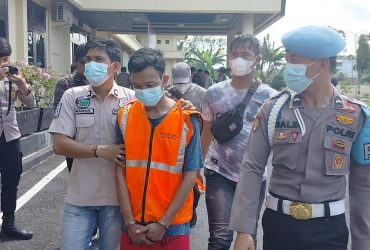 Seorang Petani di OKU Selatan dan Barang Bukti 23 Paket Sabu Diamankan Polisi 27