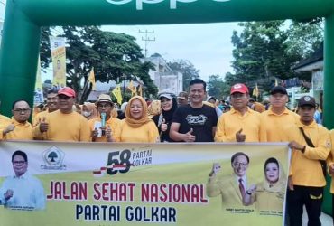 Ribuan Masyarakat Meriahkan Jalan Sehat HUT Ke-58 Partai Golkar OKU Selatan 27