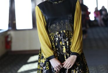 PTBA Dorong Kearifan Lokal Go International, Batik Kujur Tampil di AS 27