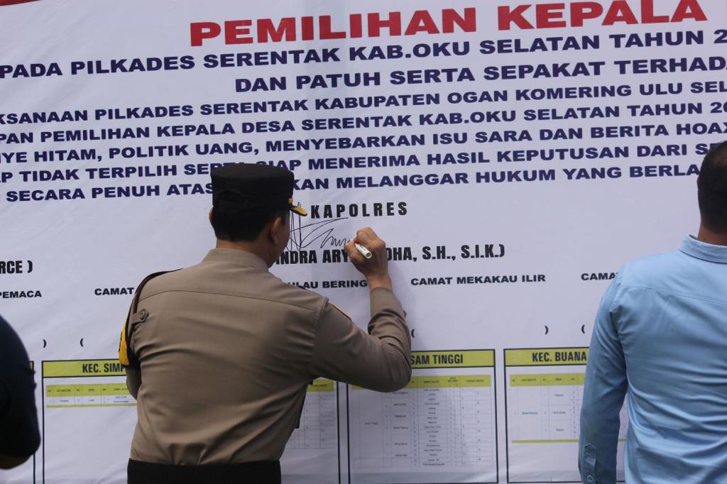 Apel dan Deklarasi Pilkades Damai, Ini Pesan Kapolres OKU Selatan 25