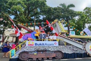Karnaval Mobil Hias HUT Provinsi Sumsel, PT Bukit Asam Raih Juara Pertama 27