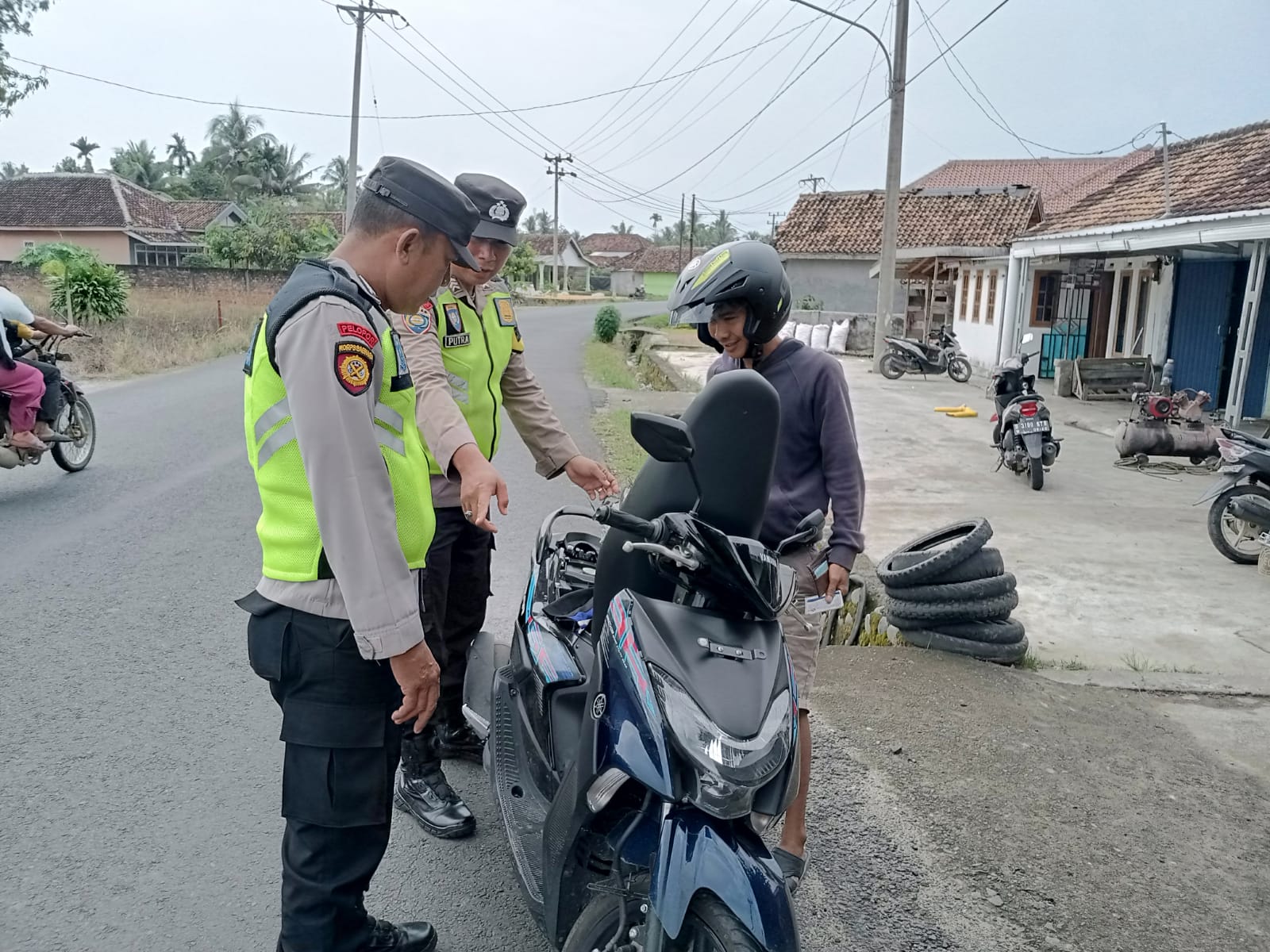 Lakukan Patroli KRYD Cara Polsek Simpang Martapura Antisipasi Kejahatan Jalanan dan 3C 25