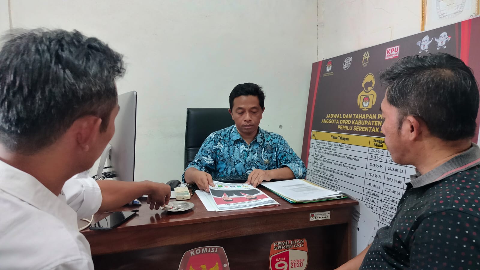 LO Bakal Calon Bupati OKU Selatan Abusama-Misnadi Berkoordinasi dengan KPU 25