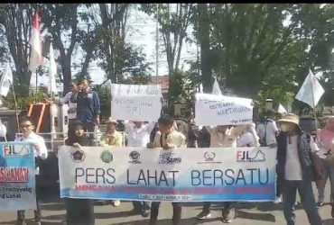 Lecehkan Wartawan, Oknum ASN DPRD Lahat Didemo Ratusan Jurnalis 39