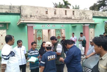 Paslon Abusama-Misnadi Bantu Korban Kebakaran di Suka Negeri 30