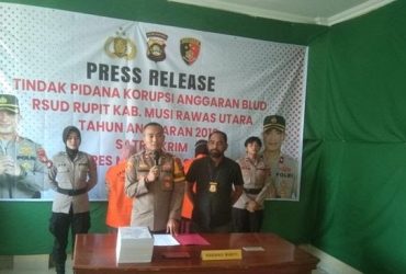 Polres Muratara Tahan Tiga Tersangka Korupsi Anggaran BLUD RSUD Rupit 36