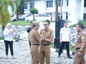 Hari Pertama Masuk Kerja, Wakil Bupati OKU Selatan Tekankan Disiplin ASN 27