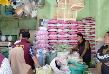 Sat Reskrim Polres OKU Selatan Sidak Pedagang Beras di Pasar Tradisional 33