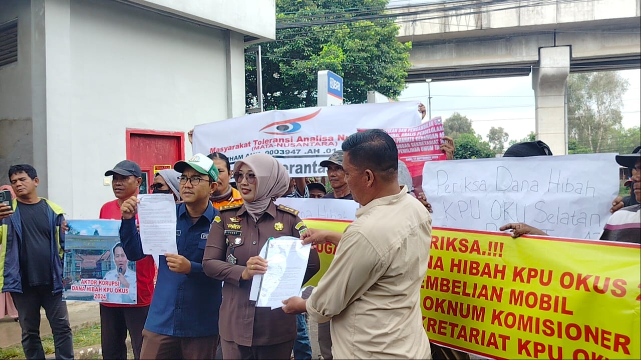 Soal Dugaan Korupsi Hibah Pilkada OKU Selatan, Kejati Sumsel: Proses Sedang Berjalan, Mohon Bersabar 25