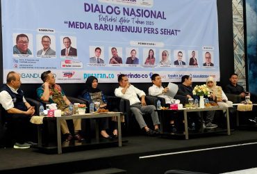 Ketua Dewan Pers Buka Dialog Nasional SMSI: Media Baru Harus Mengarah pada Pers Sehat 39